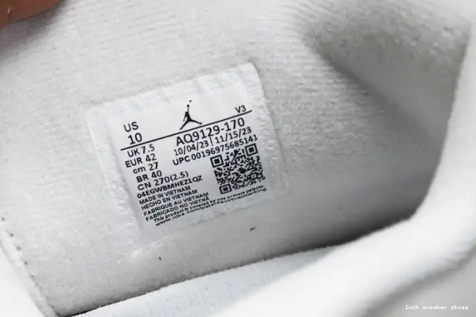 Reps LUCY Gold AQ9129-170 Metallic Retro 4 Jordan 0610